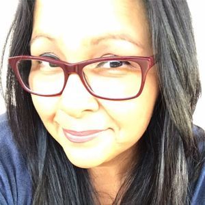 Meet your Posher, Yvette